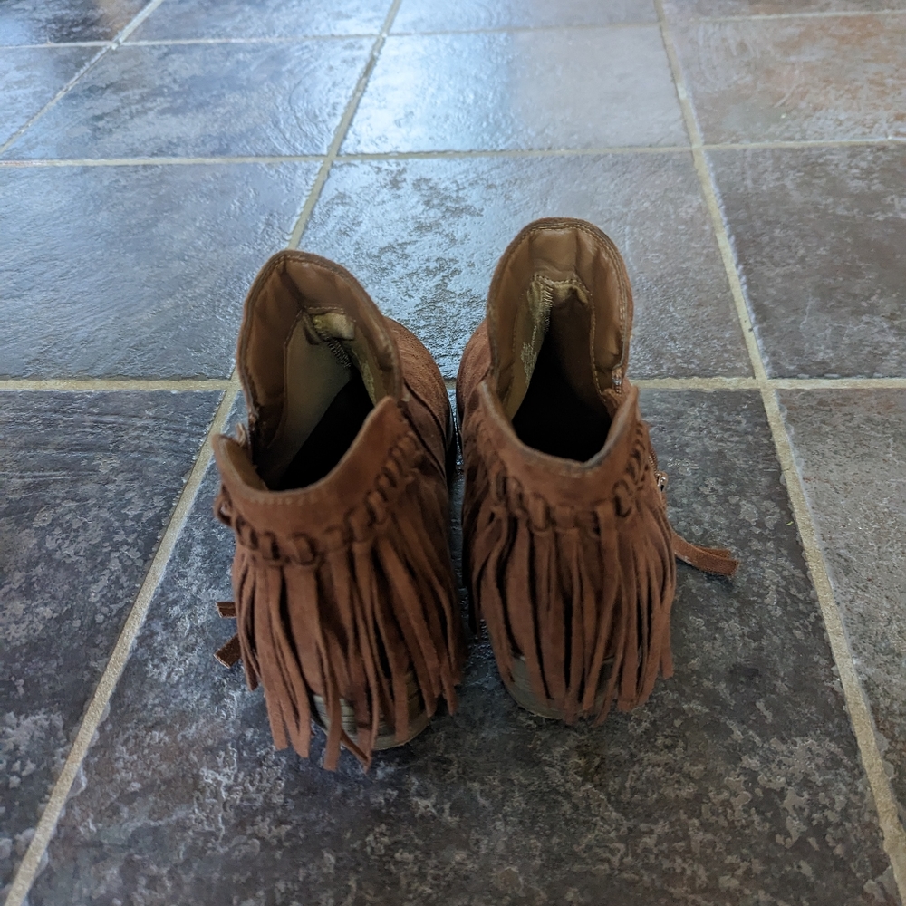 Booties - Picture 3 of 5